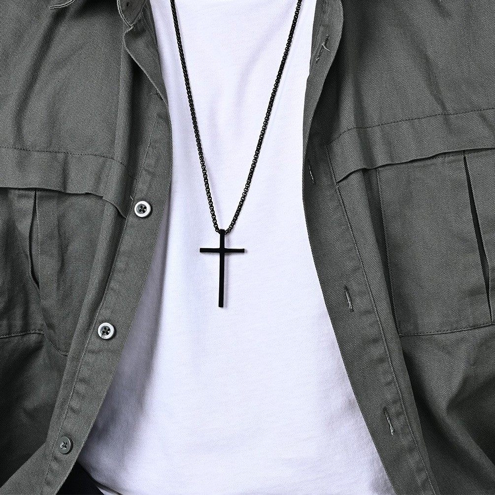 European and American Multi-Size Simple Cross Necklace Unisex Glossy Titanium Steel Cross Pendant Manufacturer