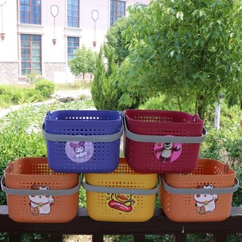 Thickened Plastic Cartoon Strawberry Bear Hollow-Out Bath Basket, Miscellaneous Storage Basket, Bathroom Toiletries Basket