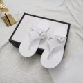 Flip-flops-bright white