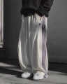Off-white [wide-leg version]