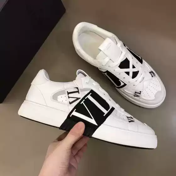 European V-Brand Men's Shoes Genuine Leather Rubber Wear-Resistant Sole Trendy White Shoes Letter Strap Casual Shoes Korean Version Ins