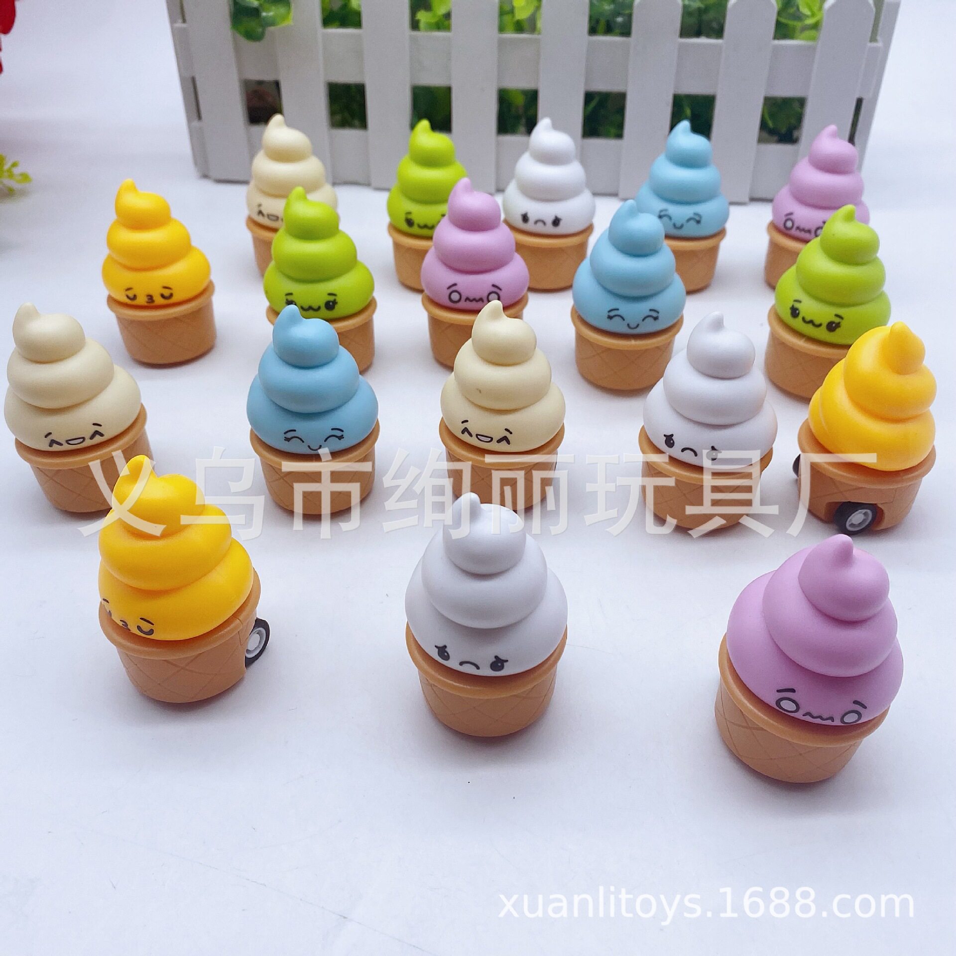 รถดึงกลับใหม่ รถดึงกลับไอศกรีม ไอศกรีมรถเฉื่อยของเล่นรถอนุบา...