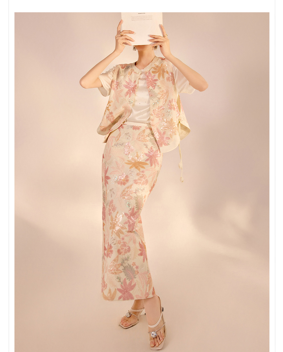 Bộ áo gilê thêu nổi tua rua và chân váy sequin nữ dáng chữ A — Váy sequin (giao hàng trong 7 ngày), Váy sequin (giao hàng trong ngày), Áo vest tua rua (giao hàng trong 7 ngày)