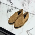 Khaki color
