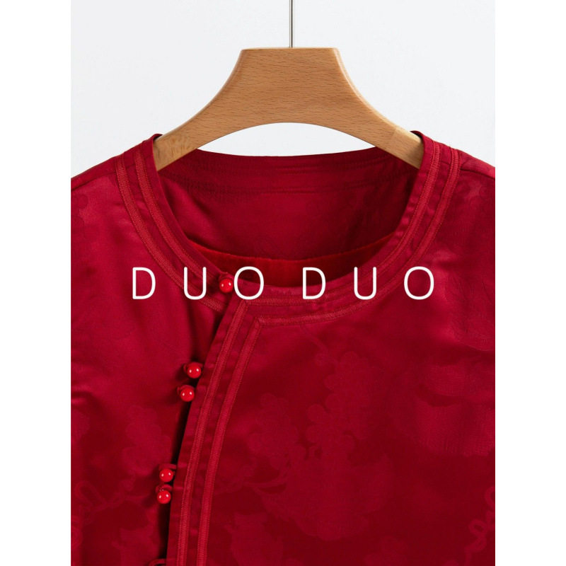 Shopkeeper Push New Chinese New Year Jacquard Vintage Buckle Vest Autumn and Winter 2024 Top New Red Chinese Style