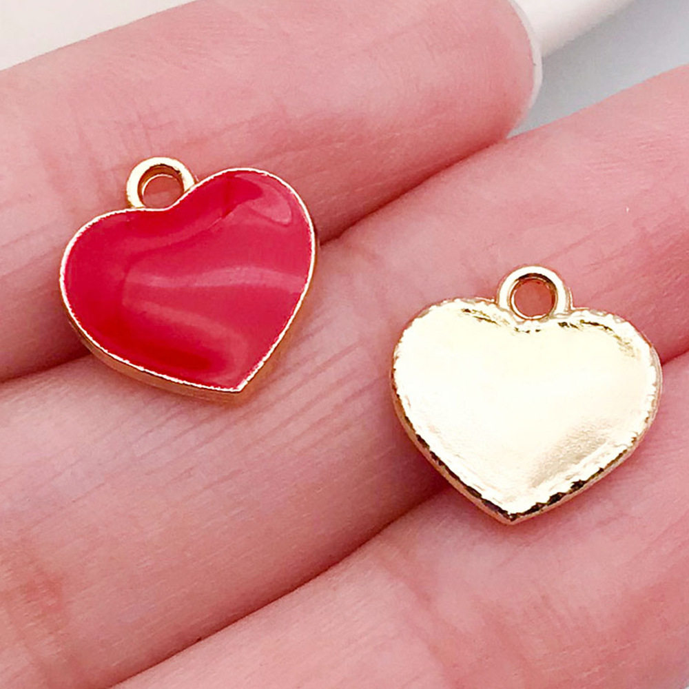混50个红粉爱心桃心饰品配件 diy手链钥匙扣项链吊坠合金滴油挂件