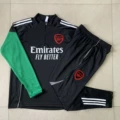 B2547 #   Arsenal black