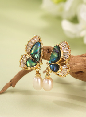 复古典雅黑色蝴蝶串珠项链