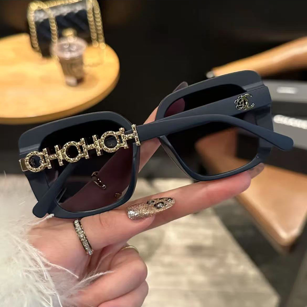 ネイビーブルー