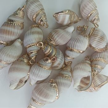 European and American Bohemian Style Natural Conch Shell Edge Pendant Natural Shell Edge Pendant Accessories