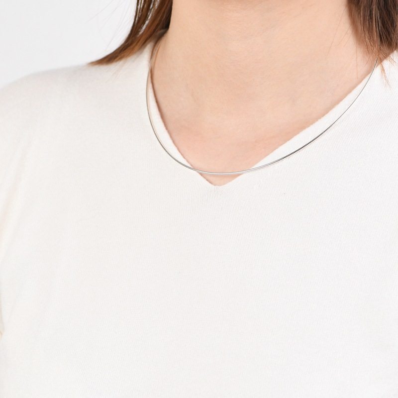 Golden Deer King S925 Silver Collar Artistic Fashion 1.2mm Snake Bone Chain Necklace Simple Design Women's Necklace Silver Jewelry