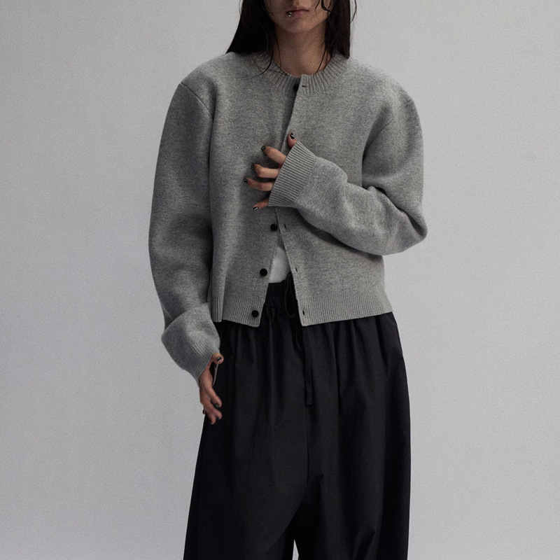 Áo cardigan nữ dệt kim dài tay dáng suông mềm mại — Màu đen, Màu xám
