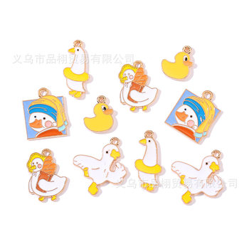 Oil drop alloy diy Korean jewelry accessories K gold color small pendant bracelet cartoon duck a pendant oil drop