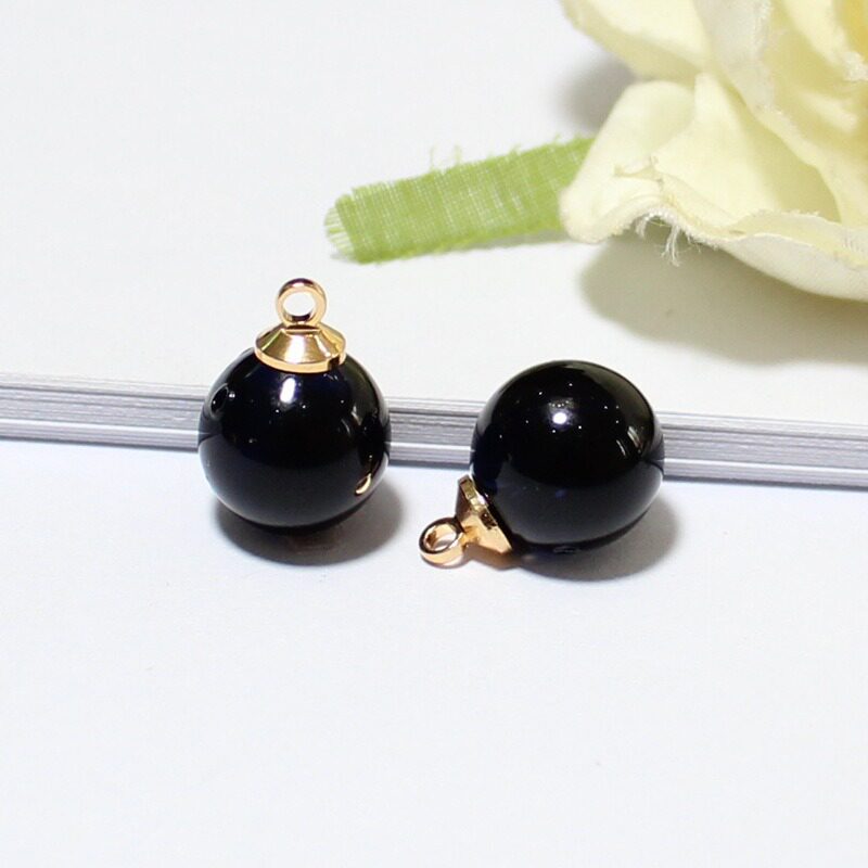 ブラックエッセンシャルオイルビーズ+ゴールドキャップ