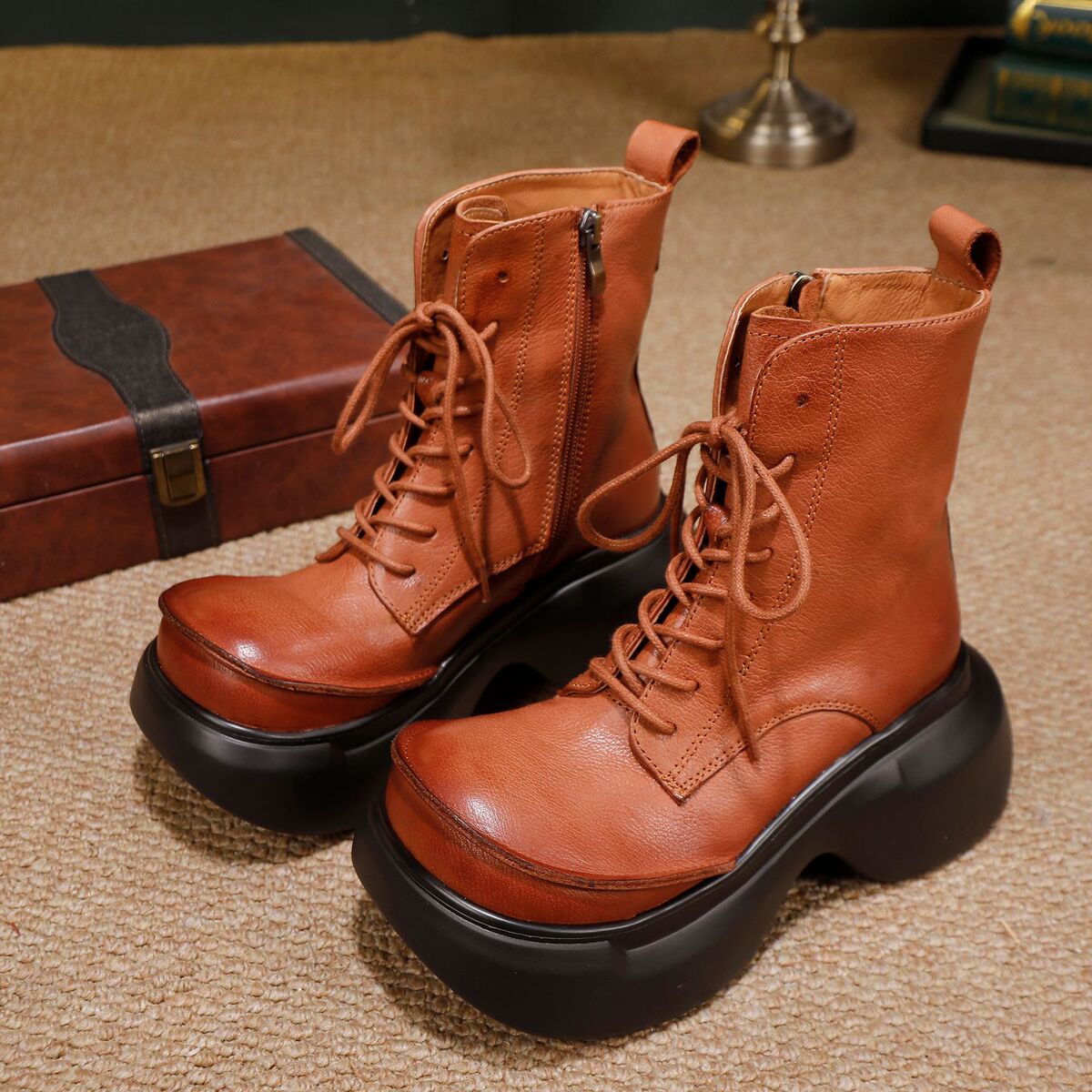 Boot Martin nữ cổ ngắn đế dày da bò thật tăng chiều cao — màu đen, Màu nâu