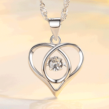 For your heart necklace Korean fashion accessories main stone can shake beating heart pendant