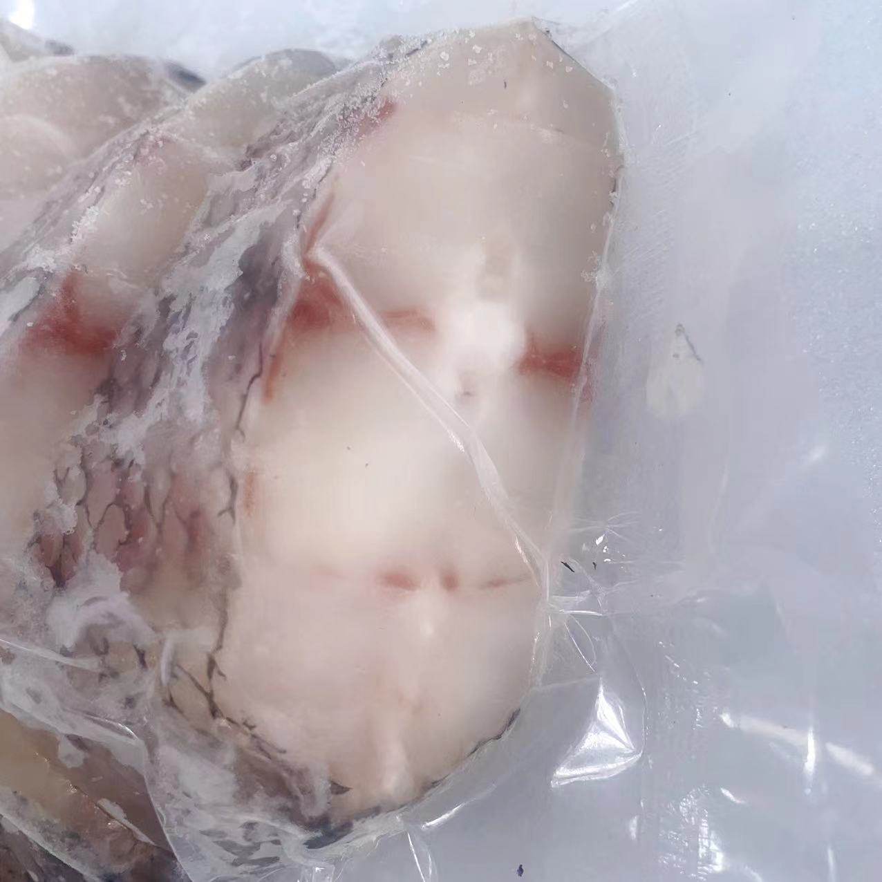 Large Pieces of Fresh Deep-Sea Cod Fillets, Deep-Sea Imported Cod, Whole Cod Wheels, Cut Water Cod, Wholesale Frozen Food Supplements