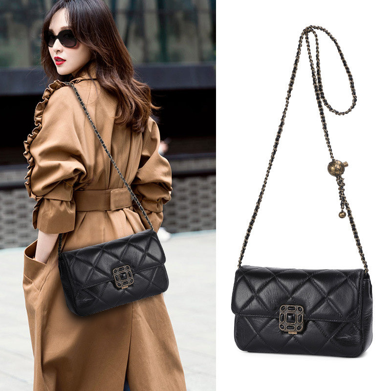 (Mới) Mã A2474 Giá 1250K: Túi Đeo Vai Nữ Gutdsh Kẻ Caro Hàng Mùa Xuân Thu Đông Phục Cổ Cổ Điển Kẻ Caro Túi Ví Nữ Chất Liệu G04 Sản Phẩm Mới, (Miễn Phí Vận Chuyển Toàn Quốc).