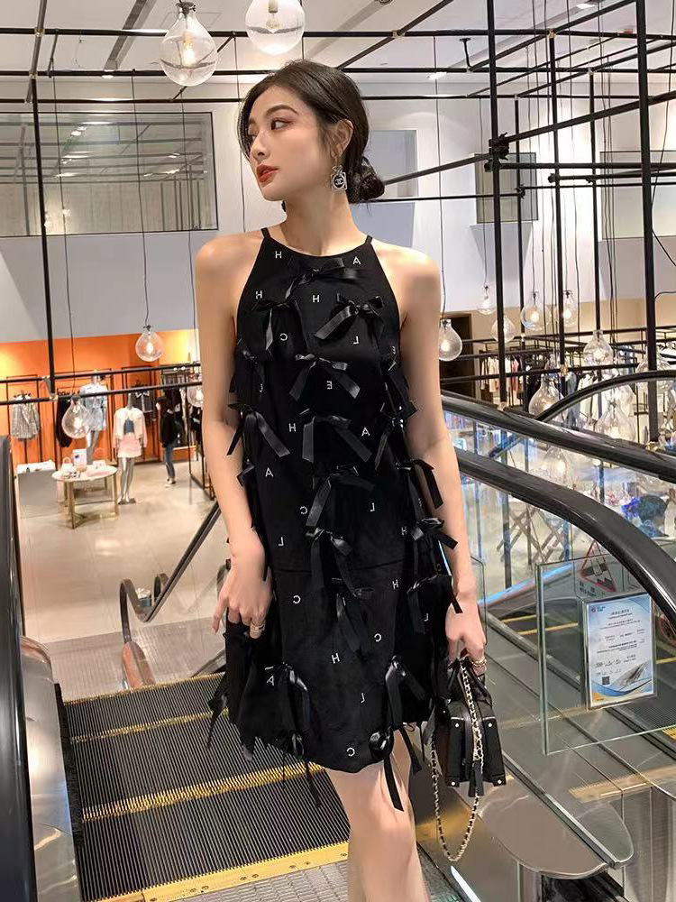(Mới) Mã K1028 Giá 1320K: Váy Đầm Liền Thân Nữ Gutdi Thắt Nơ Bướm Thời Trang Nữ Chất Liệu G04 Sản Phẩm Mới, (Miễn Phí Vận Chuyển Toàn Quốc).
