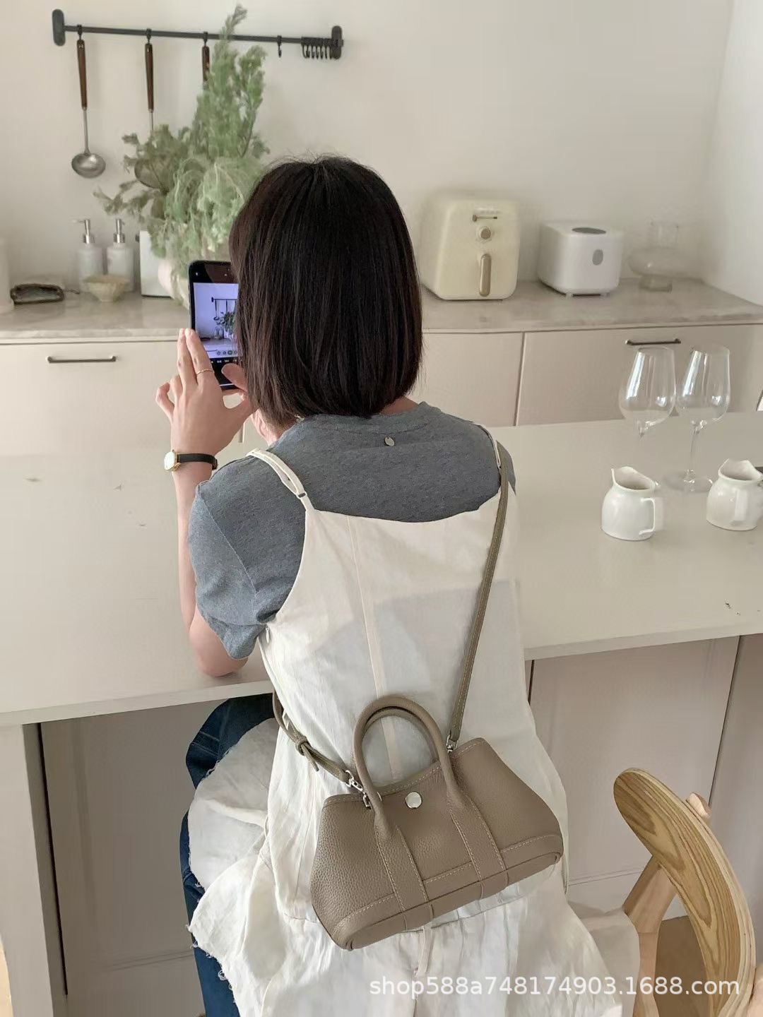 ウインドブレーカー グレー + ロングショルダーストラップ 第一層牛革