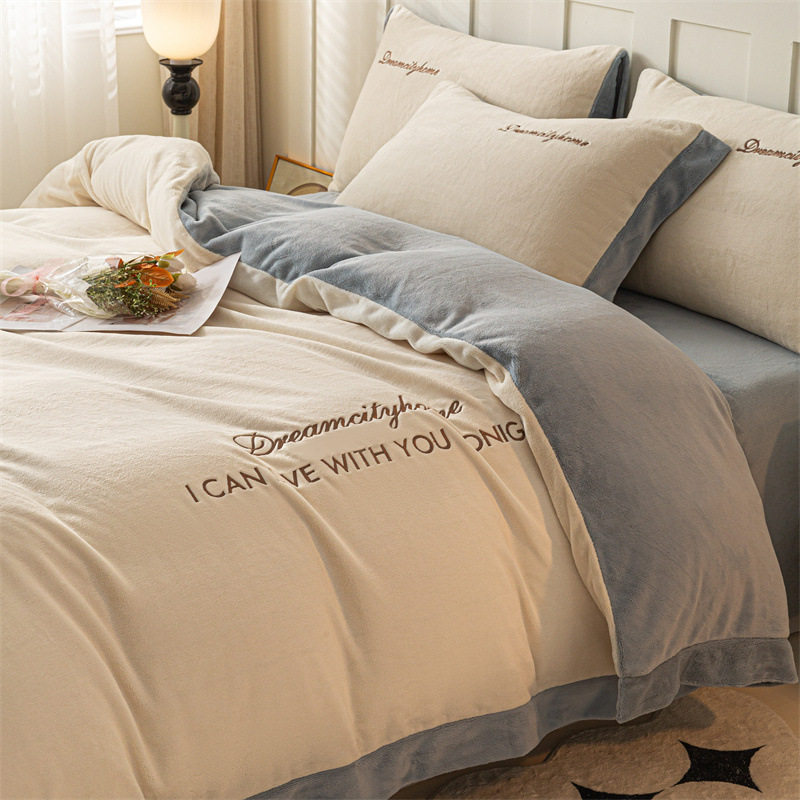 2025 New Thickeneded Milk Velvet Bed Four-Piece Set Autumn and Winter Coral Velvet Flannel Bed Bed Sheets Quilt Cover Three-Piece Set