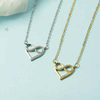 Korean Fashion Heart-shaped Necklace Style All-match Short Clavicle Chain Heart-shaped Diamond Pendant Simple Pendant Accessories