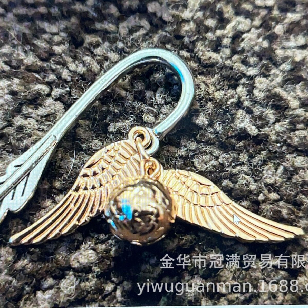In Stock: Round Bookmark, Gold Wing Pattern Bookmark, Leaf Vein, Feather, Metal, Wing Bookmark
