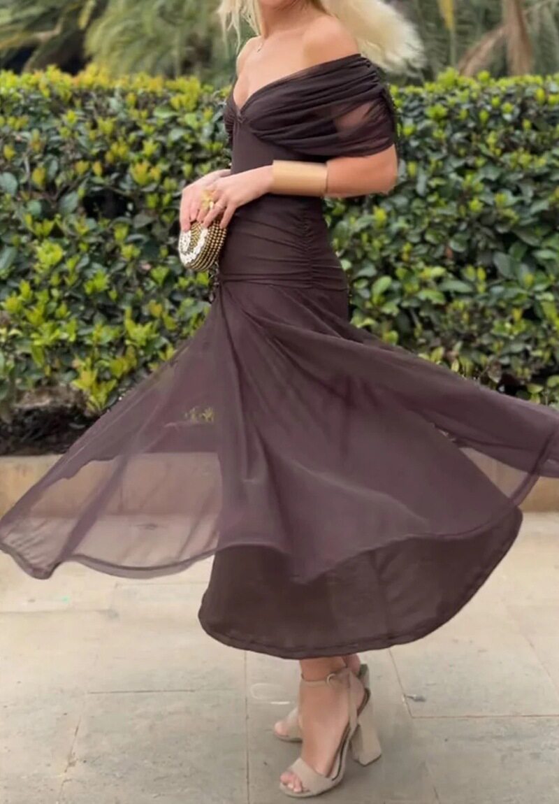 Elegant Womens Solid Color Deep V Neck Mesh Dress Waist Defined Autumn Style Wholesale Available