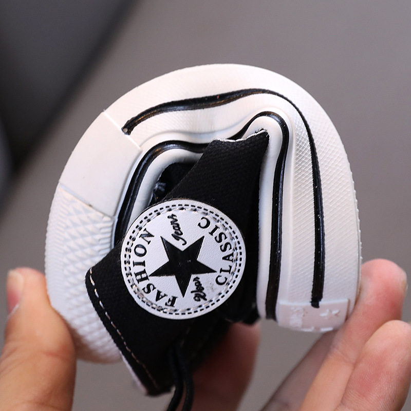 Children's canvas shoes 2024 Spring and Autumn new boys' casual shoes Korean style girls' mid-top canvas shoes small children's board shoes