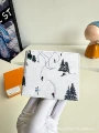 White-wallet 1