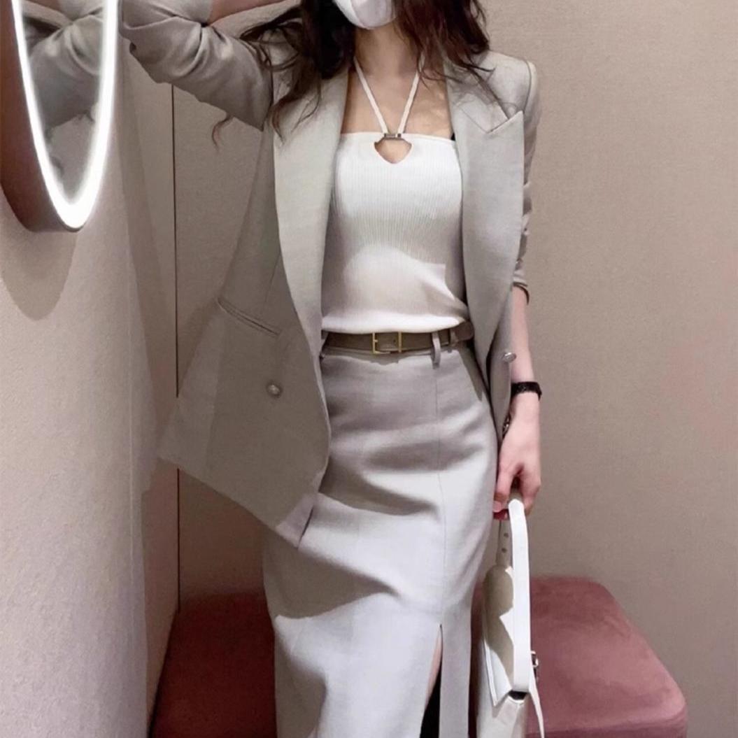 Chic Grey Blazer and Skirt Set Tailored Fit Elegant Style Professional Look Perfect for Spring Business Attire