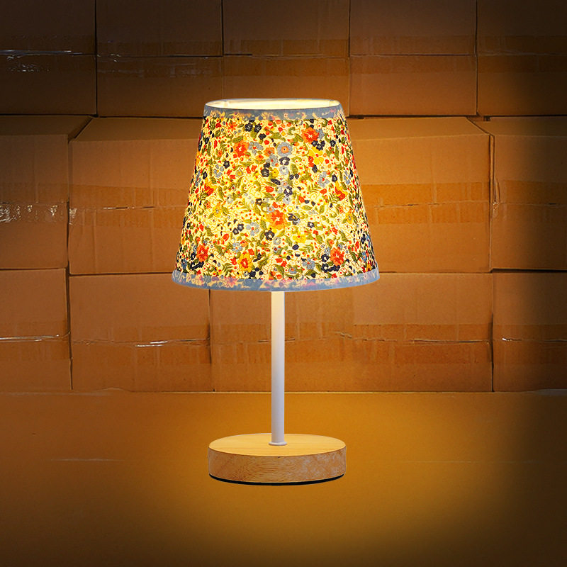Solid wood fabric usb small table lamp bedroom bedside lamp study dormitory led night light creative atmosphere lamp decoration