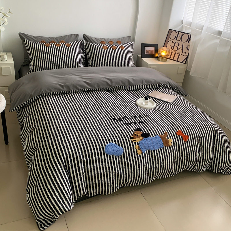 Autumn and winter thick sanding four-piece cotton cotton 2024 new cartoon boys and girls bed three-piece set