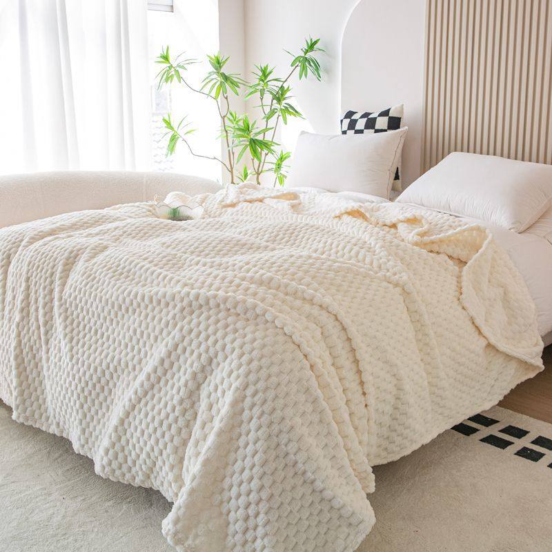 Curled Velvet Blanket Student Dormitory Machine Washable Air-Conditioned Shawl Blanket Summer Magic Plush Blanket Universal for All Seasons