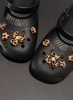 AI LIFE 豹纹洞洞鞋配饰鞋花芭蕾鞋扣几何爱心扣适配Cross/Crocs