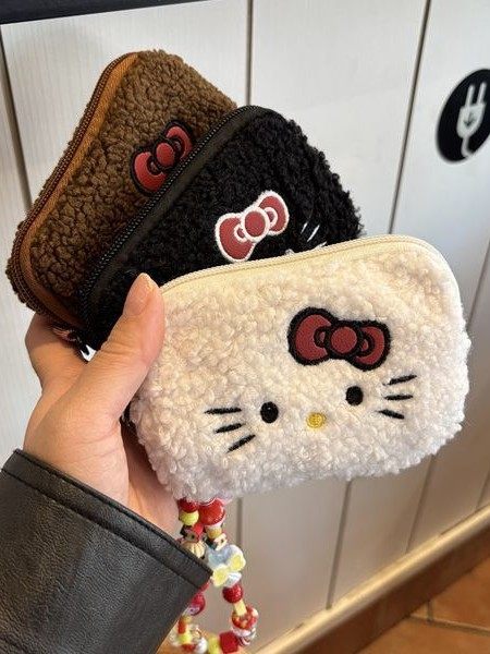 New Lamb Wool Embroidered Kitty Bag Ccd Cosmetics Bag Coin Purse Cosmetic Bag Cute Aunt Towel Bag