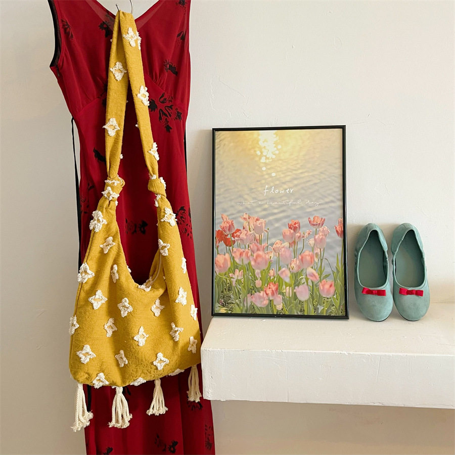 Travel Crossbody Bag Yellow Tassel Canvas Bag Bohemian Contrast Color Women's Bag Large Capacity Versatile Shoulder Bag