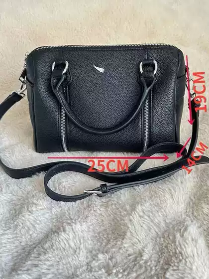 Women Bag French Design Details Very Exquisite Fd11063934 Heavy Rivets Textured Cowhide Hand