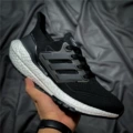 Ub7.0 black and white