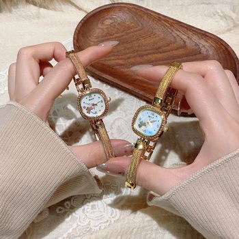 Foreign Trade New Square Bracelet Thin Strap Women's Watch Small Dial Exquisite Simple Light Luxury Hot Style Compact Women's High-End Sense