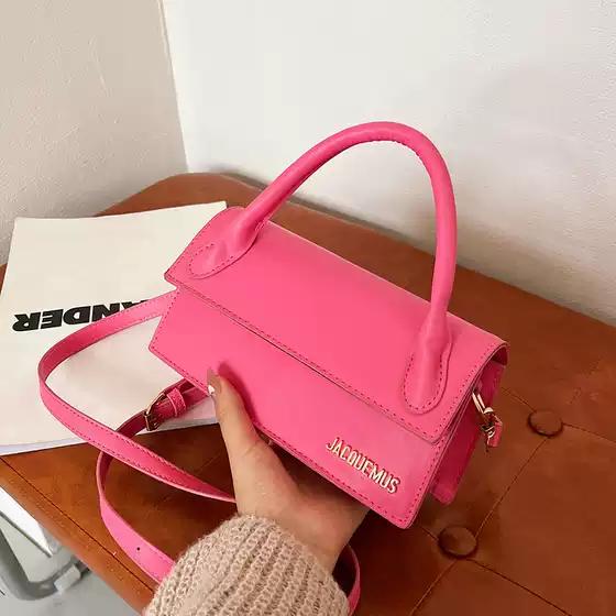 Niche Design Bag for Women 2025 New Texture Simple Small Square Bag Handbag Versatile Fashion Single Shoulder Crossbody Bag