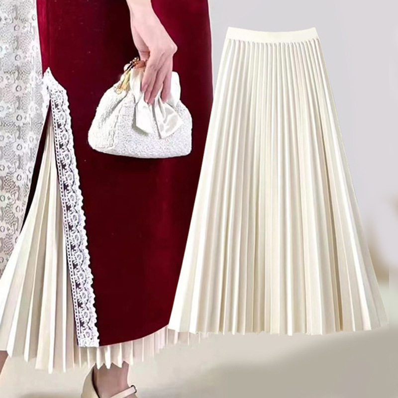 New Chinese-Style Mamian Skirt with Classical Hanfu Cheongsam Lining, Pleated Skirt for Daily Commuting, Long Half Skirt