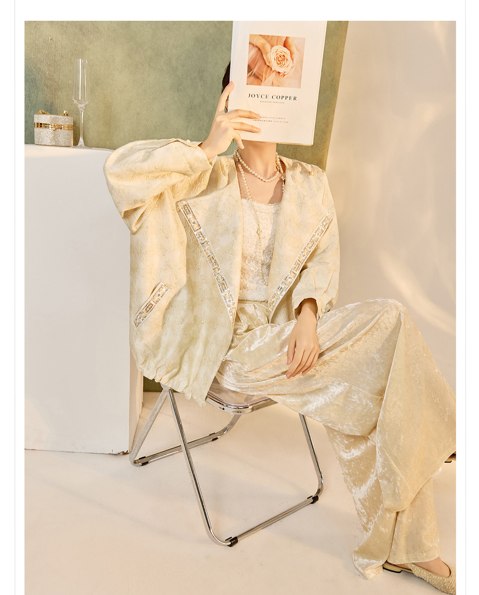 Áo khoác cardigan dệt kim thêu họa tiết hình học dáng ngắn tay dài — Màu trắng nhạt, Màu xanh hải quân