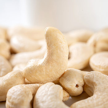 Guotejia Original Salt-baked Cashew Nuts Vietnamese Specialty Baked Dried Nuts Roasted Seeds and Nuts Whole Box Bulk 5kg