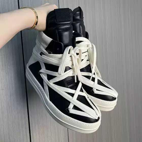 2026 Four-Season Casual High-Top Trendy Shoes Outdoor Thick-Soled Height-Increasing Martin Boots Motorcycle Niche Design Sports Sneakers
