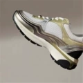 (Gold)