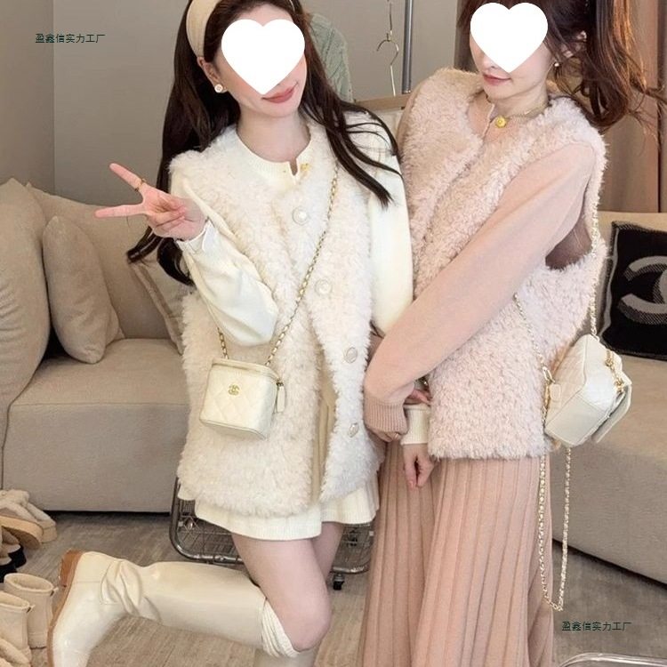 Fashionable Small Fragrant Knitted Suit for Women in Autumn and Winter New Korean Style Slimming Look Pleated A-Line Skirt Two-Piece Set