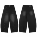 Scimitar breasted black cow e61