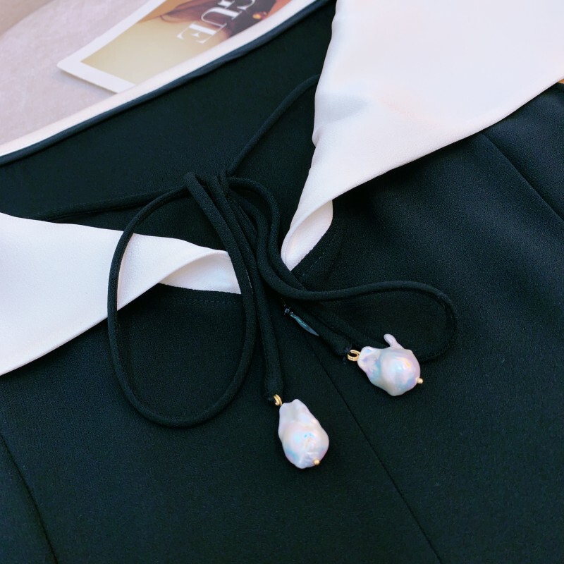 Đầm ôm body nữ cổ trễ vai lệch vai chất liệu satin bóng cao cấp dáng đuôi cá xẻ tà — Hắc Tùng Mặc