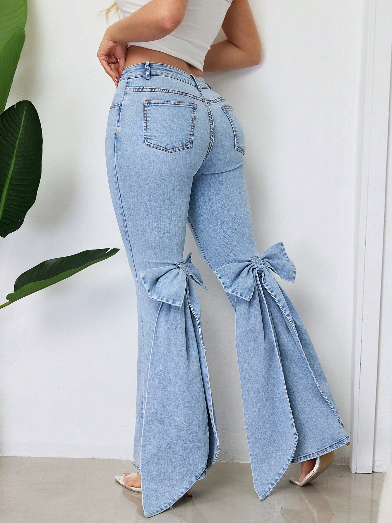 High Waisted Flared Jeans Vintage Style 3D Bow Detail Slim Fit Stretch Fabric Casual Wear Wholesale Available